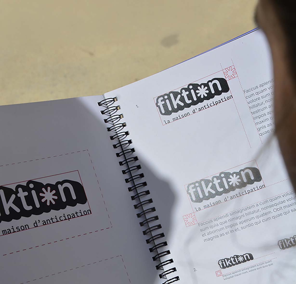 création identité visuelle et support de communication | Studio de création graphique & Atelier d'exploration - Graphiste à Marseille